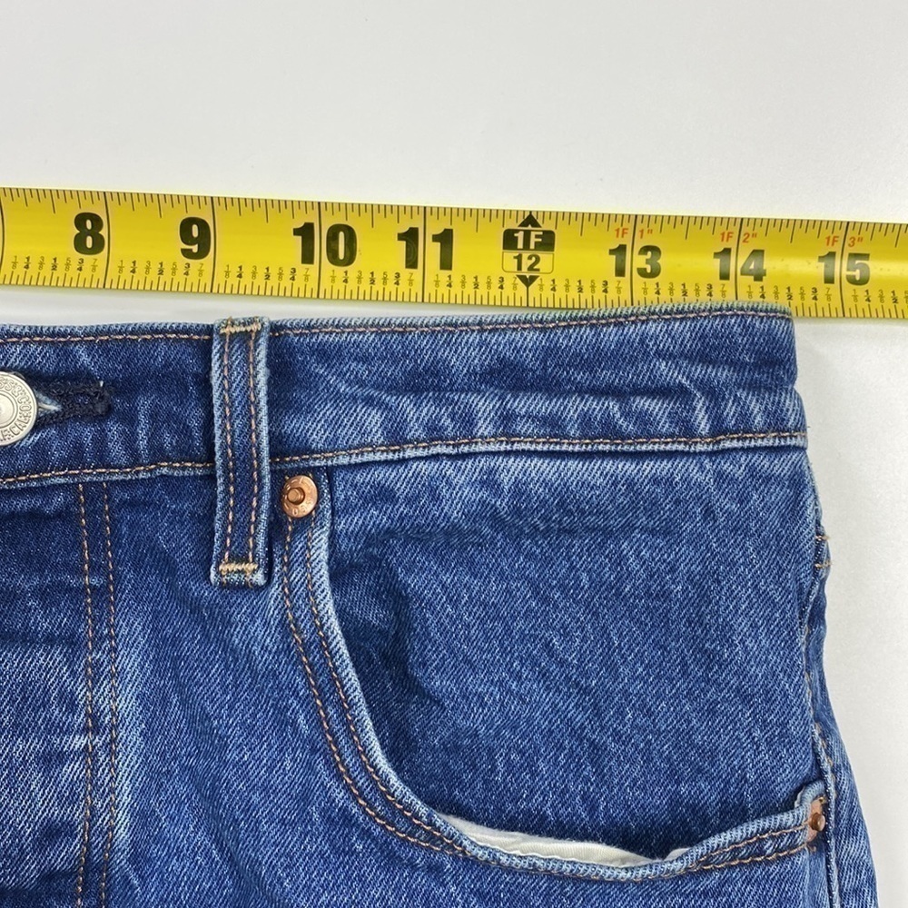 Levi's Premium Ribcage Shorts Button Fly Size 30 (flawed) - Picture 8 of 12